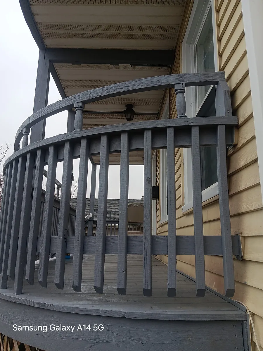 Building Photo - 83 Lounsbury Ave #3