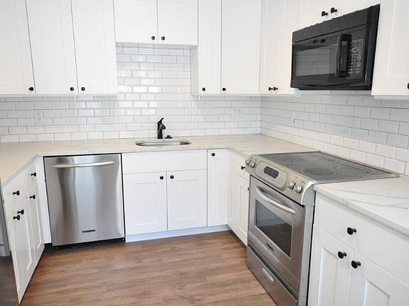 5th image of 3945 3rd Ave N
