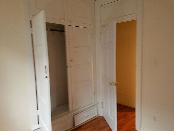 4th image of 19 E 128th St APT 5