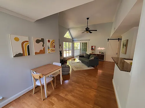2502 Cranbrook Ln #8 Photo 1 2502 Cranbrook Ln #8 Photo 1