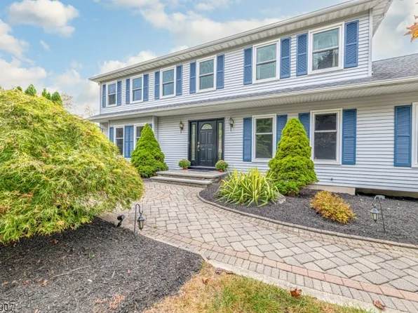 16 Valley Rd, Roxbury Twp., NJ 07876