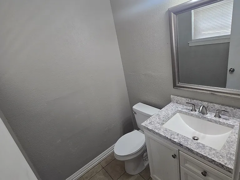 4125 Potomac Ave — Photo 4