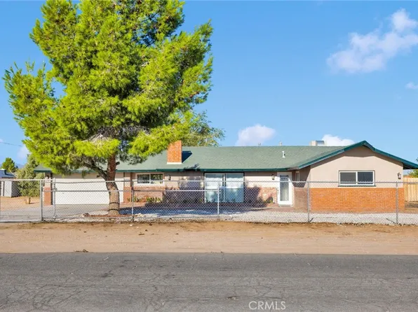 12416 Tonikan Rd, Apple Valley, CA 92308