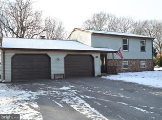 287 Oak Dr, Elizabethtown, PA 17022