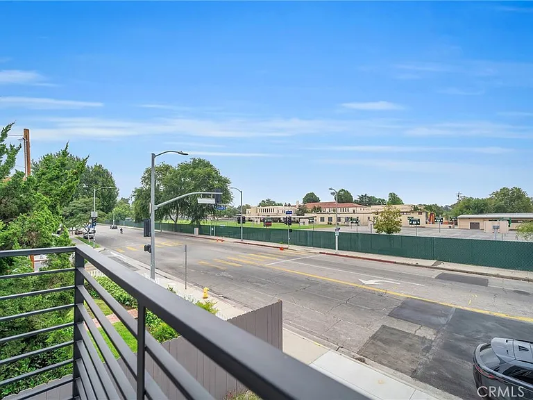 4453 Colfax Ave #2 — Photo 28