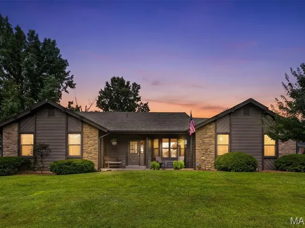 21 Dijon Ct, Lake Saint Louis, MO 63367