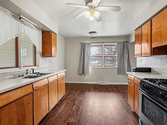 5th image of 4820 W Lincoln Rd