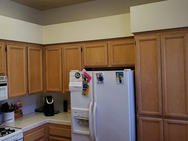 Lots of cabinet storage in the kitchen