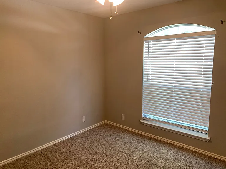 217 Roadrunner Ave — Photo 21