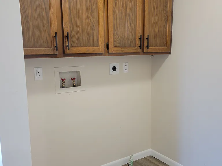 311 Heritage Ct — Photo 10
