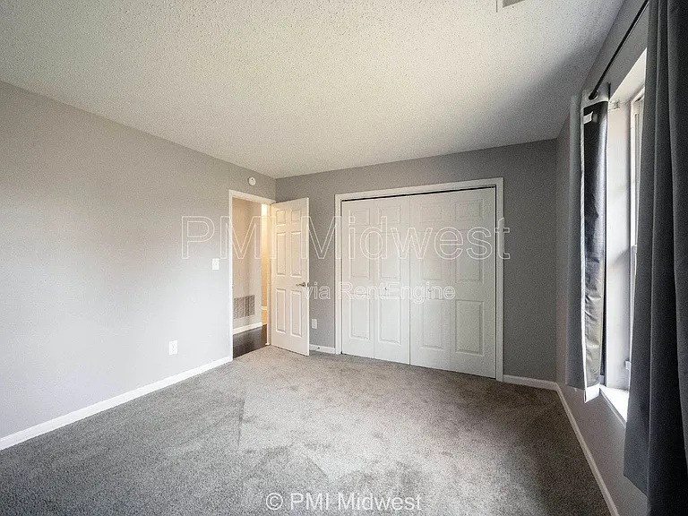 7912 Bitternut Dr — Photo 22