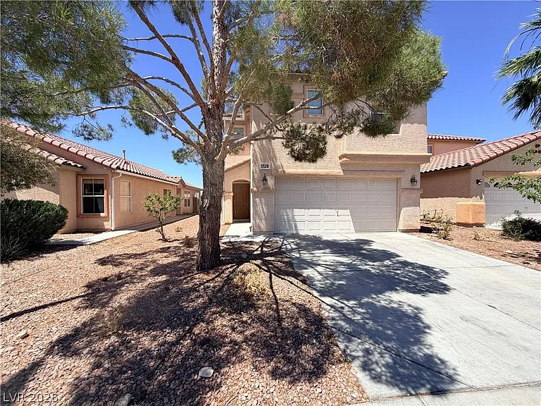3528 Laguna Veneta Ave — Photo 3