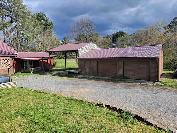 5th image of 688 Ridge Rd