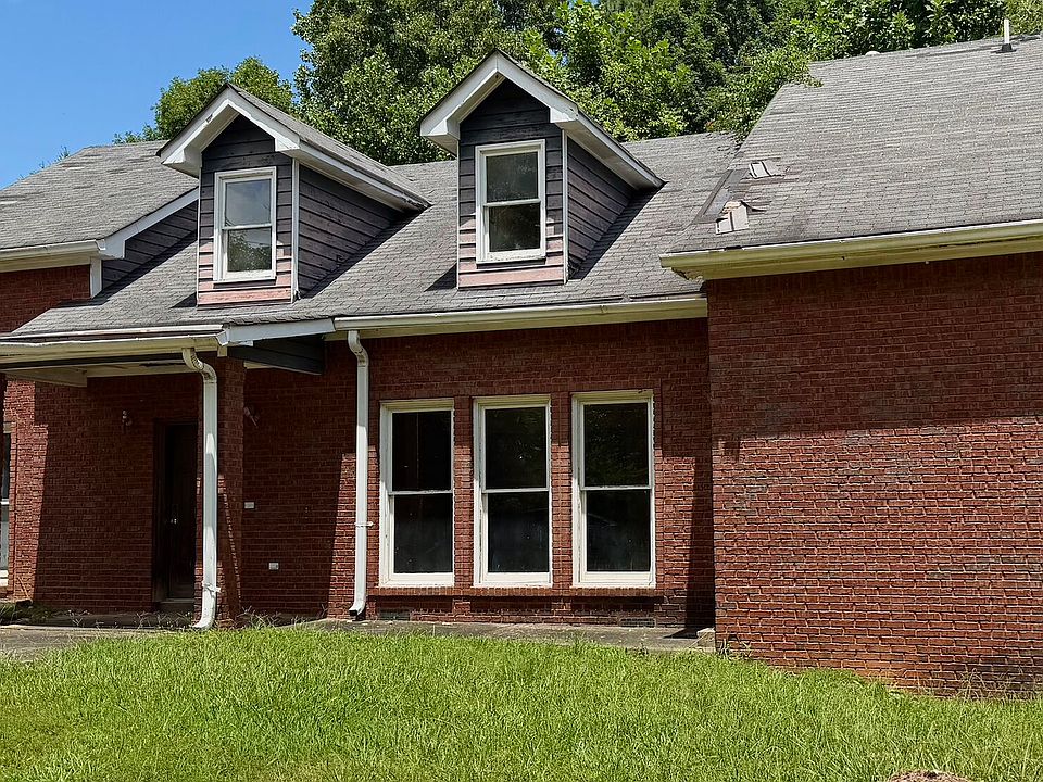 1st image of 5855 Oakdale Rd SE