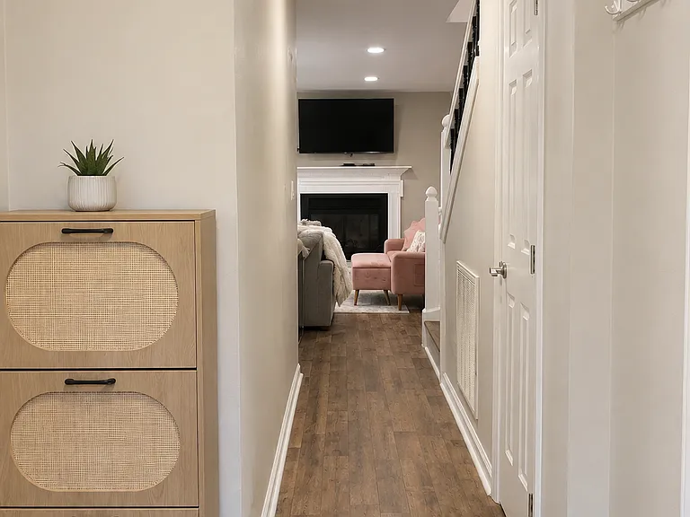 Entry way