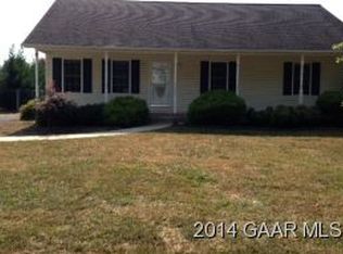 601 7th St, Grottoes, VA 24441