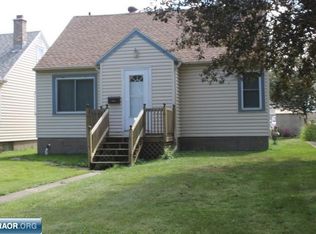 1408 12th St S, Virginia, MN 55792