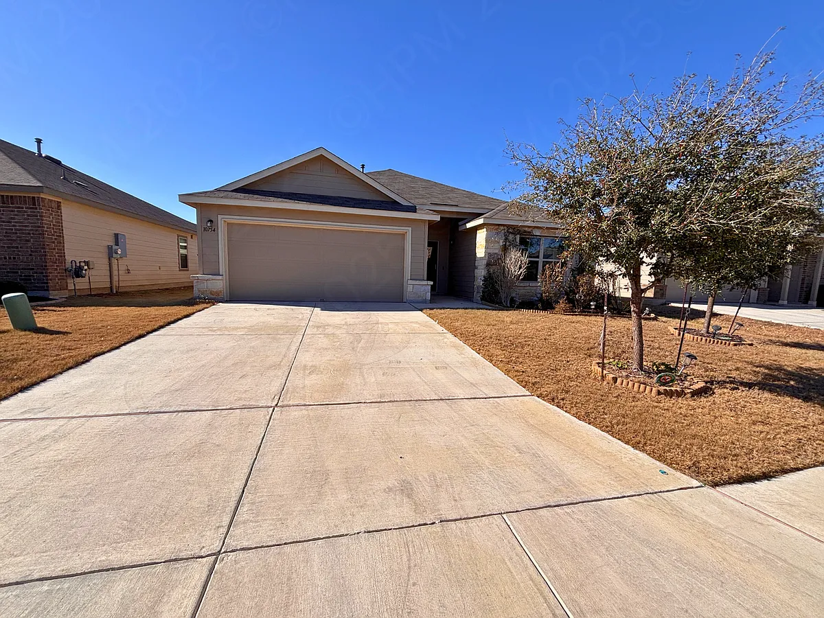 Building Photo - 10754 Francisco Way