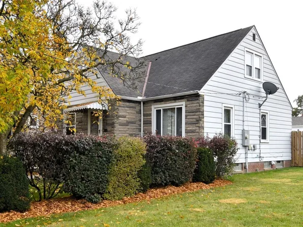 3813 Bader Ave, Cleveland, OH 44109