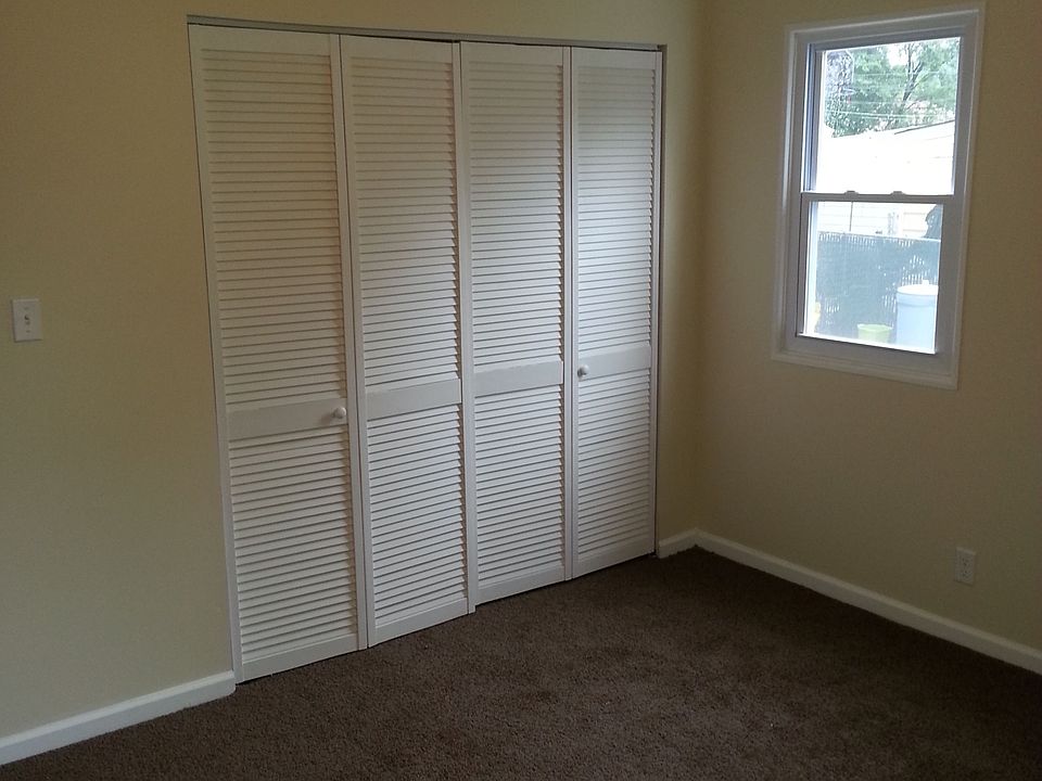 2nd image of 19307 Cherrywood Ln