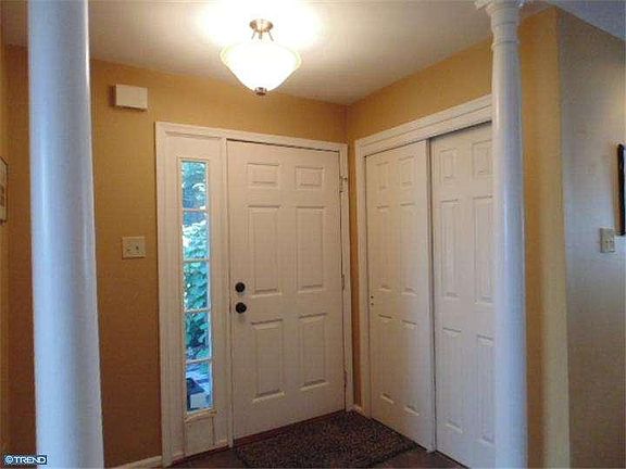 2nd image of 128 Marsh Creek Dr