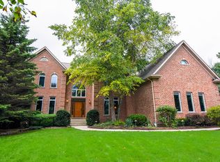 450 E Oxford Rd, North Barrington, IL 60010