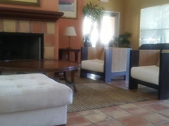 4th image of 3028 Parkway Blvd APT 306