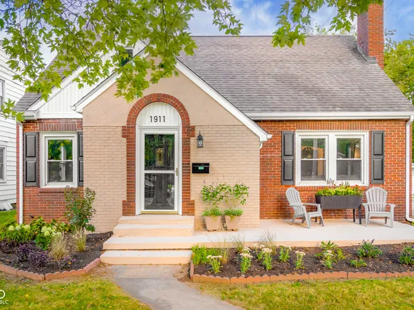 1911 Home Ave, Columbus, IN 47201