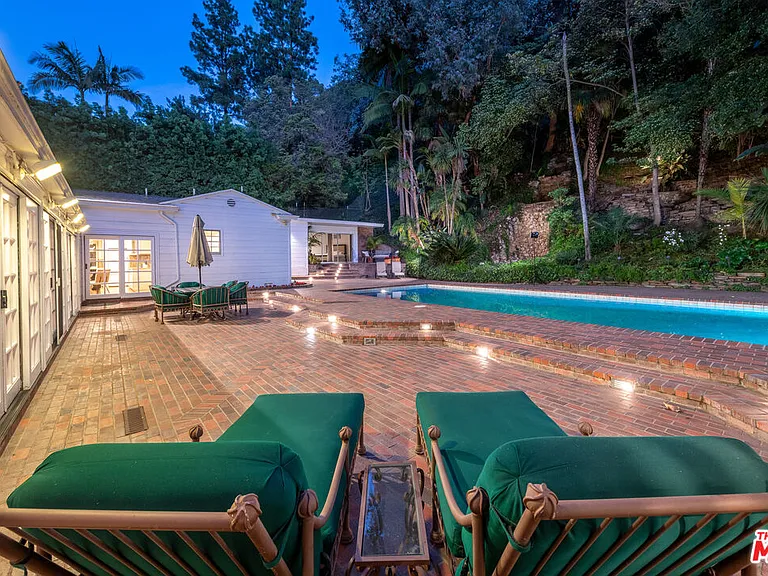 1148 Coldwater Canyon Dr — Photo 4