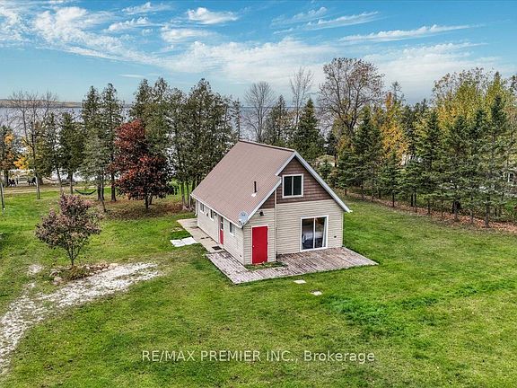 3rd image of 81 Grandor Rd