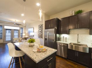 2950 Sage Rd, Houston, TX 77056