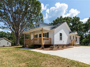 2181 Smith Ford Rd, Hickory Grove, SC 29717