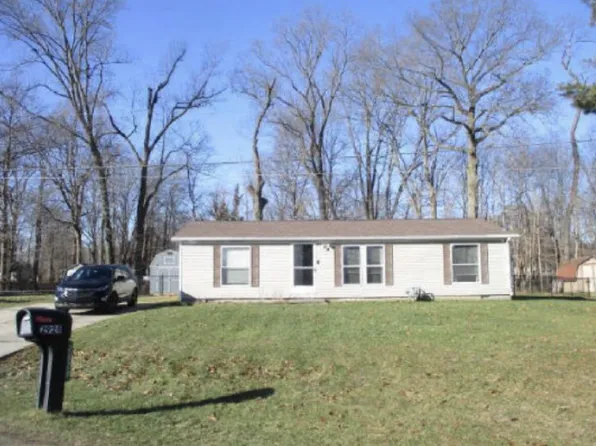 2928 Spring Valley Ct, Sodus, MI 49126
