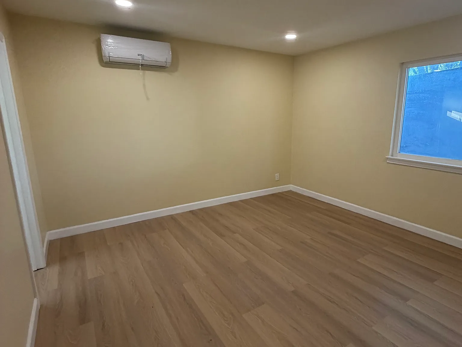 1 bed, 700 sqft, $2,700 — Photo 4
