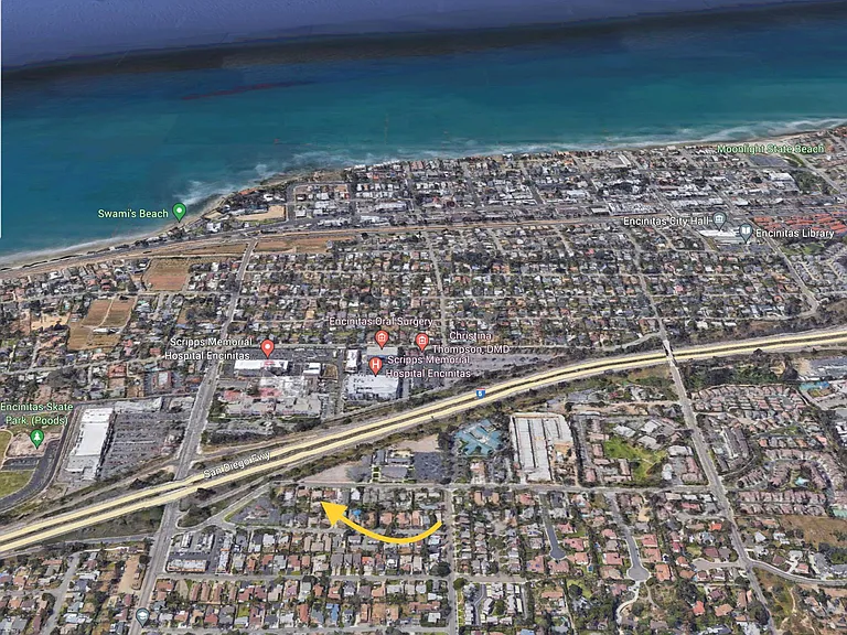 Central coastal location, Walk or ride to the beach!