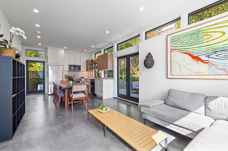 4th image of 3418 NW 67th Street