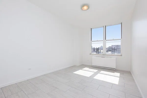 Sold by RELO REDAC INC. | media 7