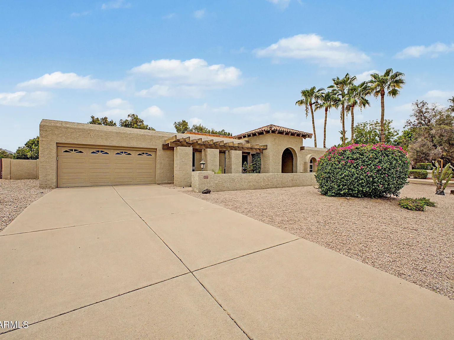 4 bed, 2.5 bath, 2669 sqft, $5,995 — Photo 1