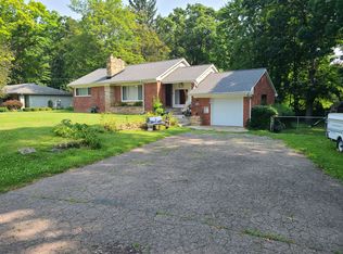 4684 Edgewood Dr, Clarkston, MI 48346