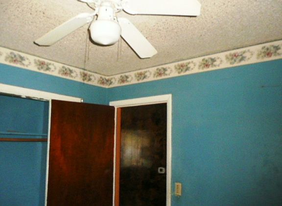 3rd image of 3919 Lawn Ave