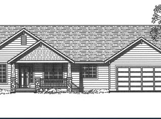 25 Cedar St, Parsons, TN 38363