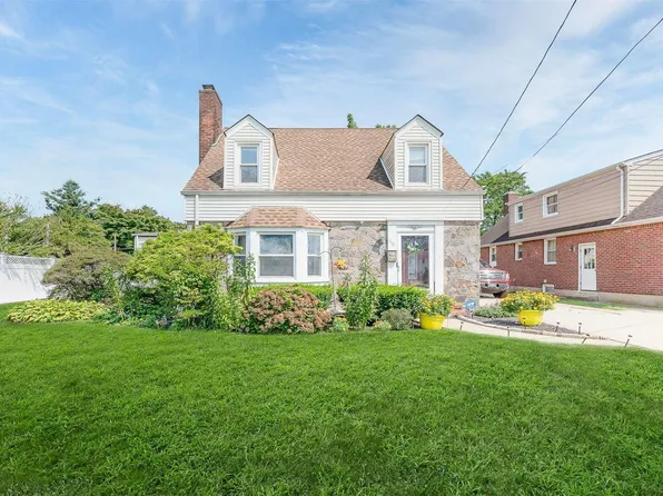 48 Elmwood Avenue, Hempstead, NY 11550