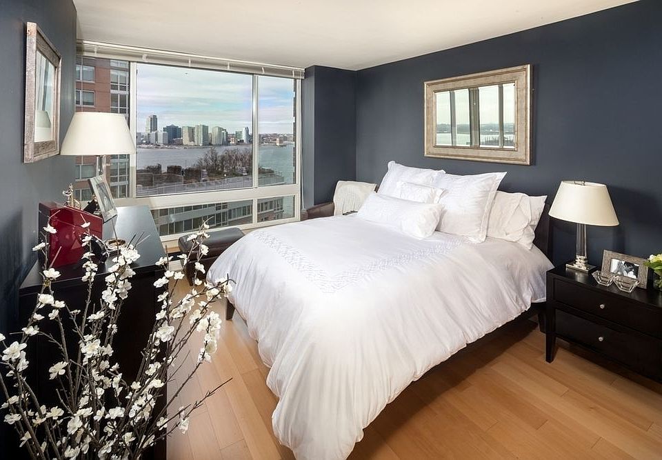 1st image of 211 N End Ave APT 8N