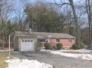5 Livoli Rd, Framingham, MA 01701