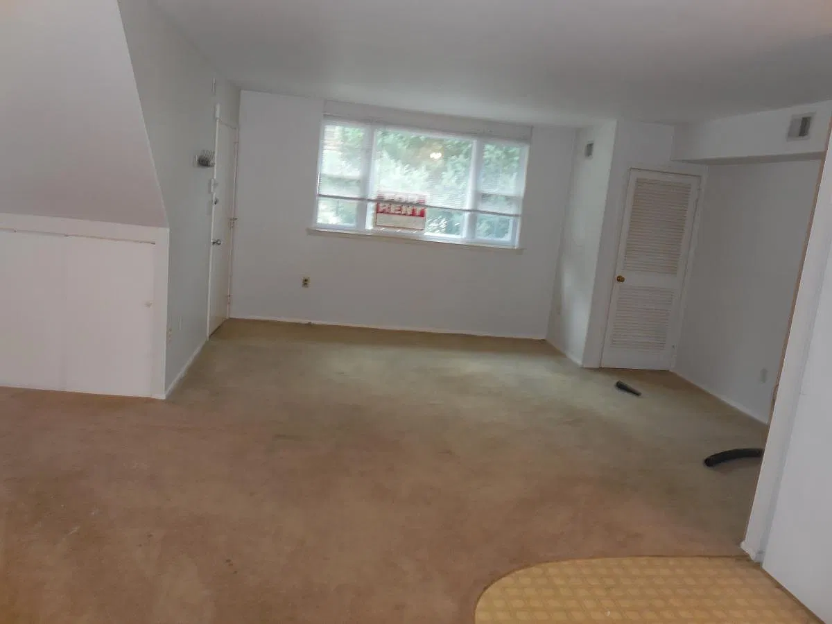 289 Greenough St — Photo 3