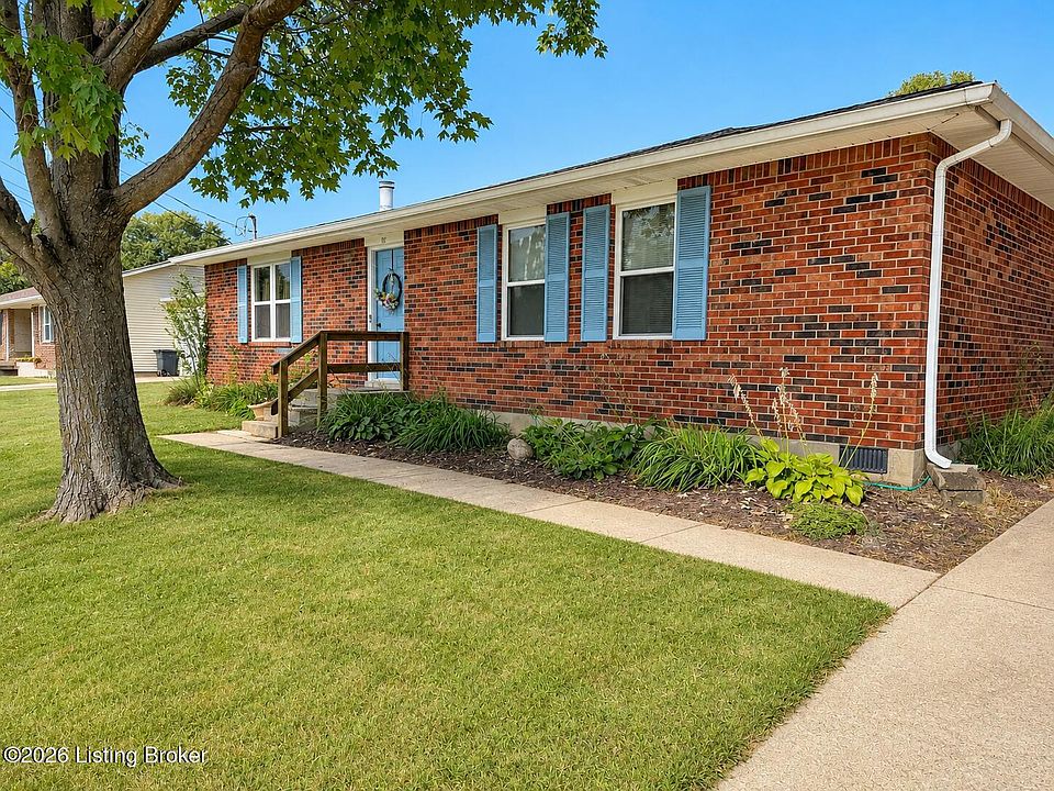 1st image of 102 Heather Ct