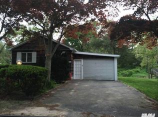 20 Cove Dr, Sound Beach, NY 11789