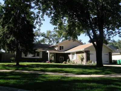 177 Sunrise Dr, Wheeling, IL, 60090
