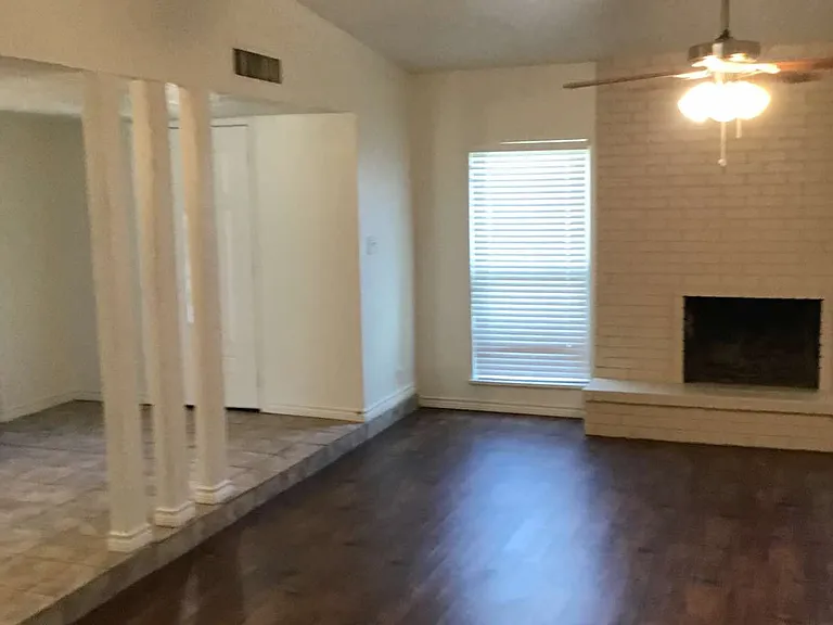 2622 Meadowview Dr — Photo 5