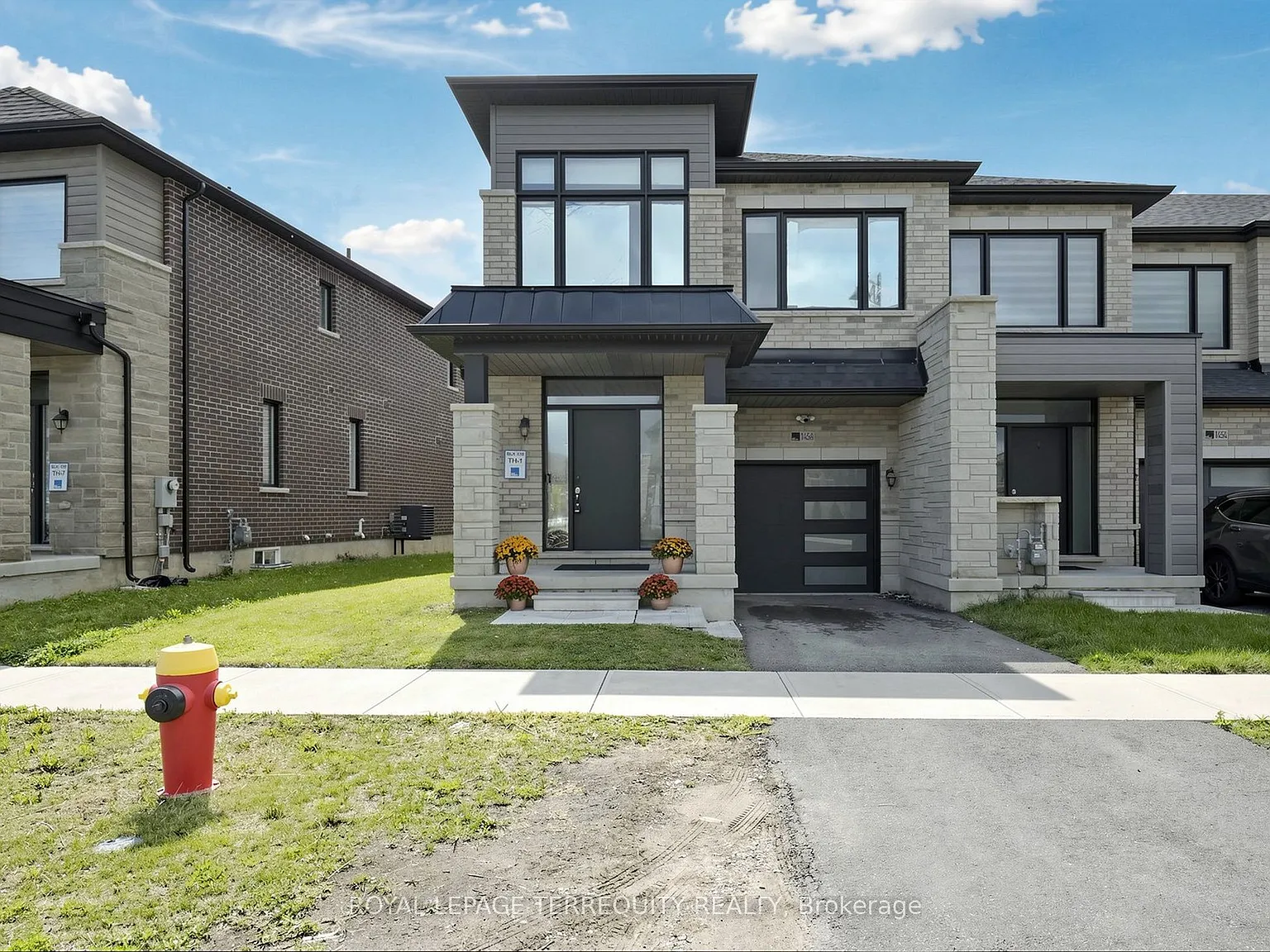 4 bed, $3,500 — Photo 1